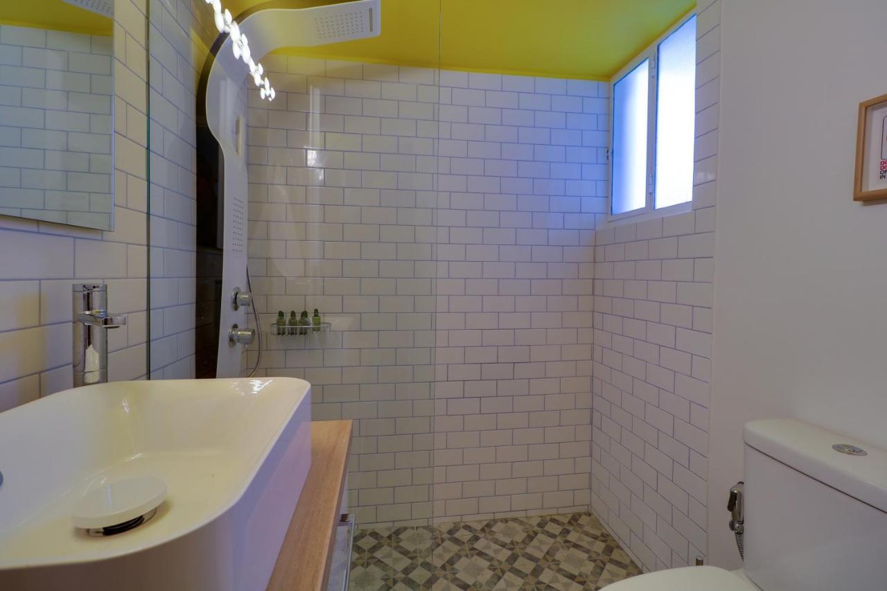 Spacious Central Flat☆3Min To Metro☆Ac|Netflix|Pc Athena Bagian luar foto