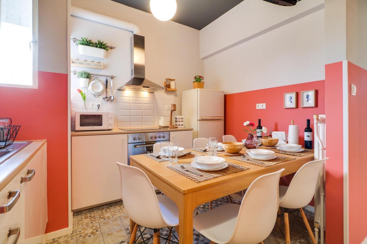 Spacious Central Flat☆3Min To Metro☆Ac|Netflix|Pc Athena Bagian luar foto